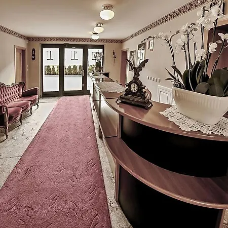 Palazzo Adler 3*
