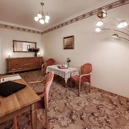 Palazzo Adler 3*